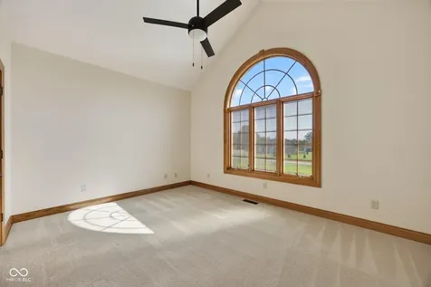 675 N Auburn Ridge Drive Linton IN 47441