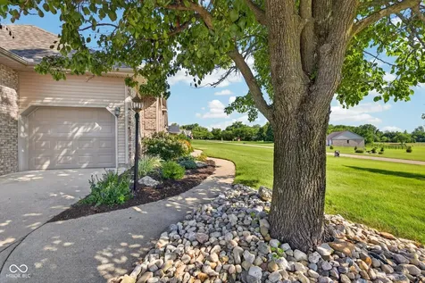 675 N Auburn Ridge Drive Linton IN 47441