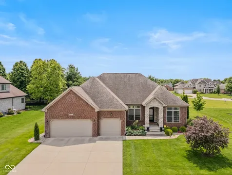 3831 Sycamore Bend Court Columbus IN 47203
