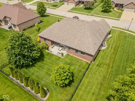 3831 Sycamore Bend Court Columbus IN 47203