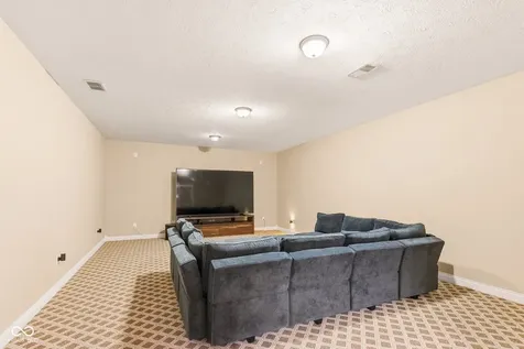 3831 Sycamore Bend Court Columbus IN 47203