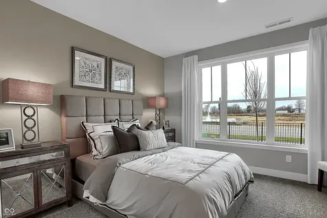2367 Red Squirrel Way Zionsville IN 46077