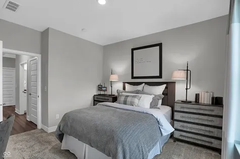 2367 Red Squirrel Way Zionsville IN 46077