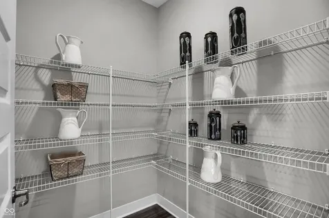 2367 Red Squirrel Way Zionsville IN 46077