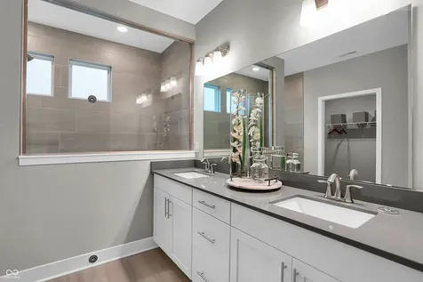 2367 Red Squirrel Way Zionsville IN 46077