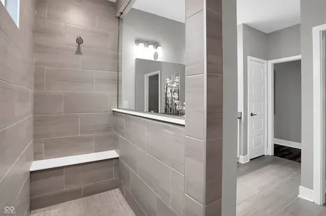 2367 Red Squirrel Way Zionsville IN 46077