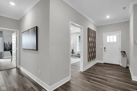 2367 Red Squirrel Way Zionsville IN 46077