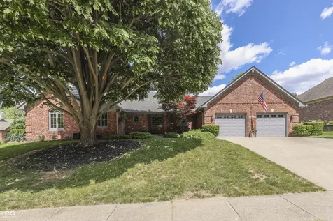 2077 Ridgemere Place Greenwood IN 46143