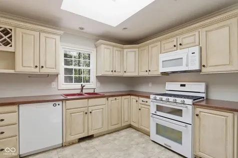 13545 West Road Carmel IN 46074