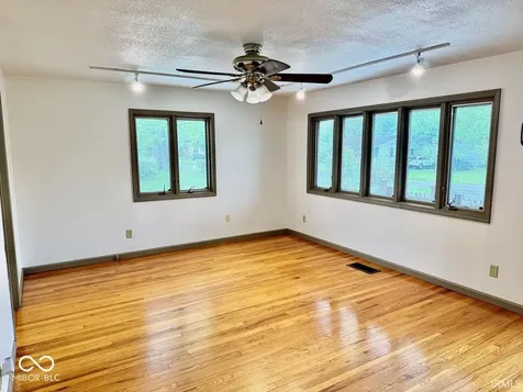 509 N Waldemere Avenue Muncie IN 47303