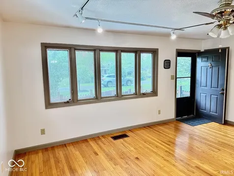 509 N Waldemere Avenue Muncie IN 47303