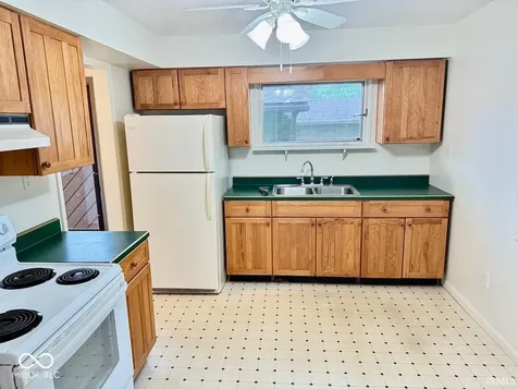 509 N Waldemere Avenue Muncie IN 47303