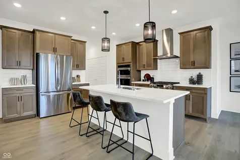 2381 Red Squirrel Way Zionsville IN 46077