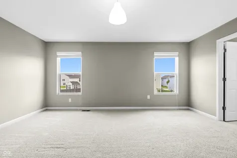 2064 Shadow Creek Boulevard Columbus IN 47201
