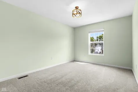 2064 Shadow Creek Boulevard Columbus IN 47201