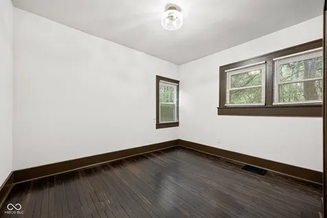 3737 Hillside Avenue Indianapolis IN 46218