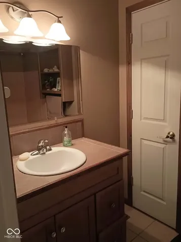 120 W Banta Road Indianapolis IN 46217