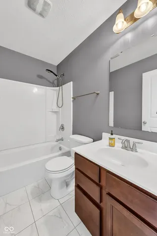 8233 Dan Allen Drive Fishers IN 46038