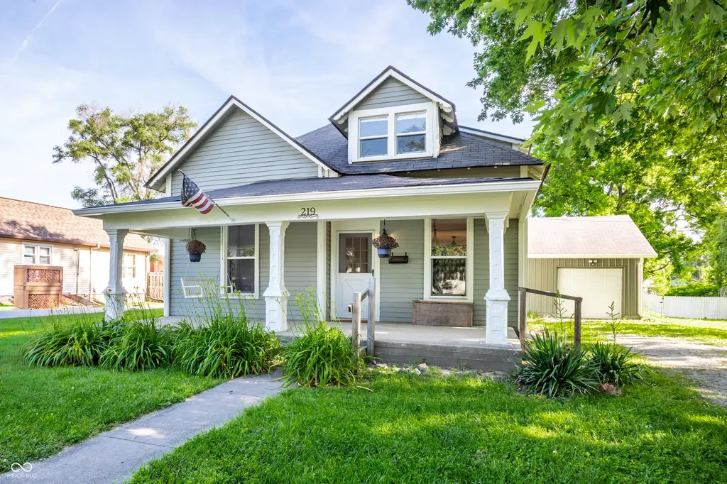 219 W Garden Street Fortville IN 46040