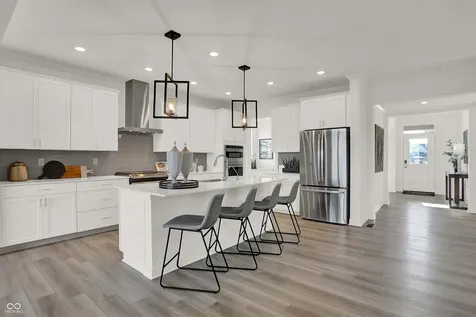 2353 Red Squirrel Way Zionsville IN 46077
