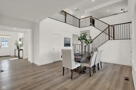 2353 Red Squirrel Way Zionsville IN 46077