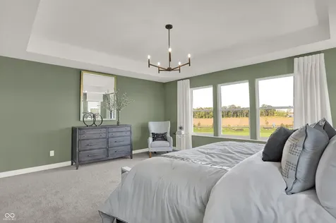 2353 Red Squirrel Way Zionsville IN 46077