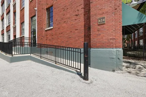 624 E Walnut Street Indianapolis IN 46204