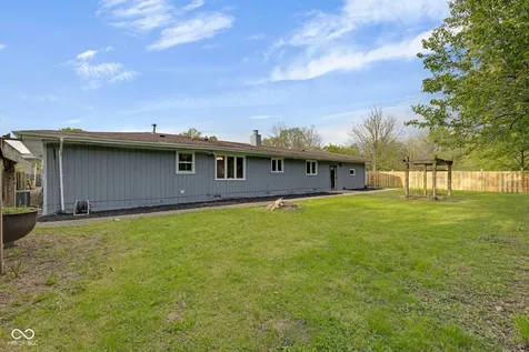 2525 E Jackson Street Muncie IN 47303