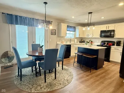 8063 Loveridge Drive Indianapolis IN 46268