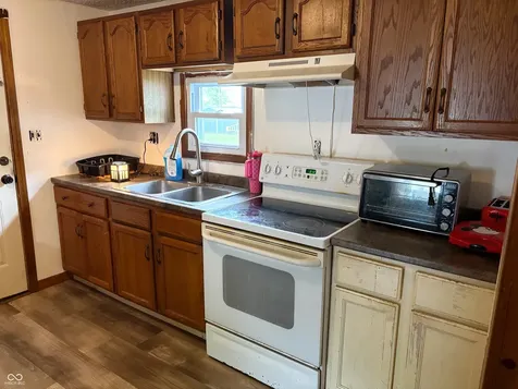5631 N Clover West Drive Fairland IN 46126