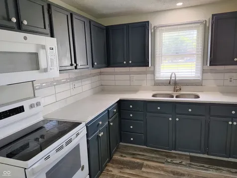 3330 S Mooresville Road Indianapolis IN 46221
