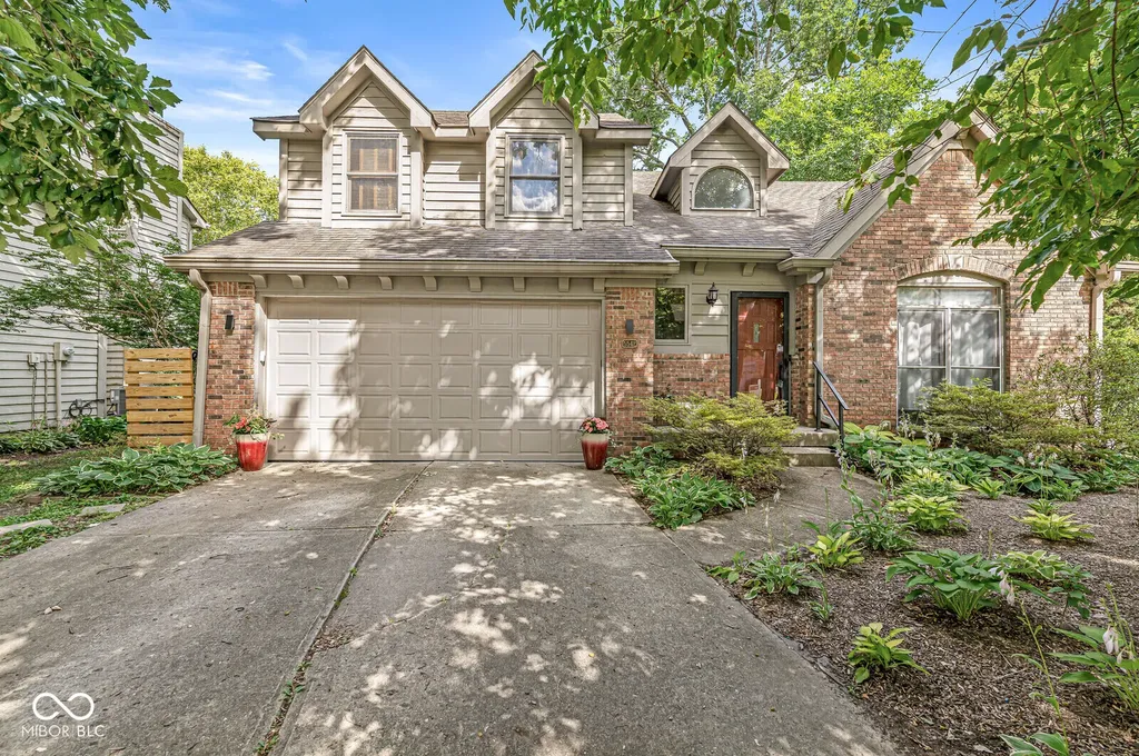 5542 Painted Maple Court Indianapolis IN 46254