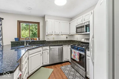 5542 Painted Maple Court Indianapolis IN 46254