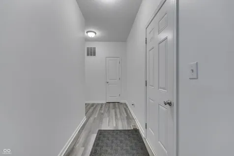 1824 Explorer Court Franklin IN 46131