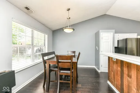 9422 Champton Drive Indianapolis IN 46256