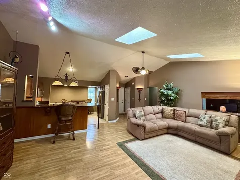 1117 Fontana Court Indianapolis IN 46229