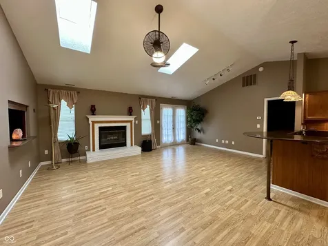 1117 Fontana Court Indianapolis IN 46229