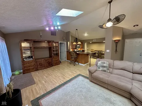 1117 Fontana Court Indianapolis IN 46229