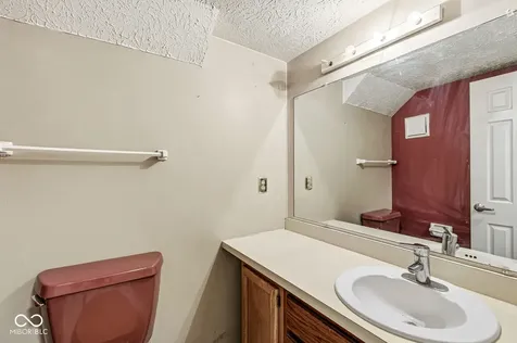 334 E 7th Street Indianapolis IN 46202