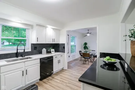 512 Lexington Boulevard Carmel IN 46032