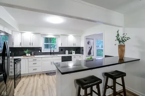 512 Lexington Boulevard Carmel IN 46032
