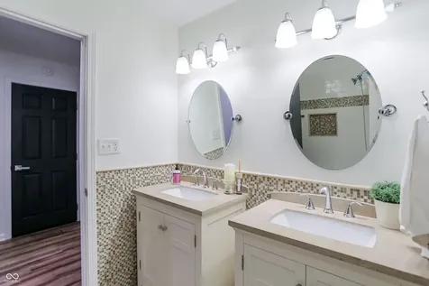 512 Lexington Boulevard Carmel IN 46032