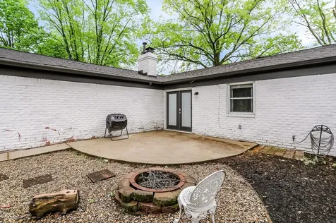 512 Lexington Boulevard Carmel IN 46032