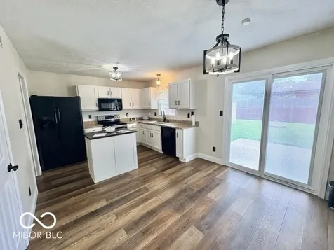 1240 Legacy Lane Indianapolis IN 46234