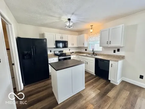 1240 Legacy Lane Indianapolis IN 46234