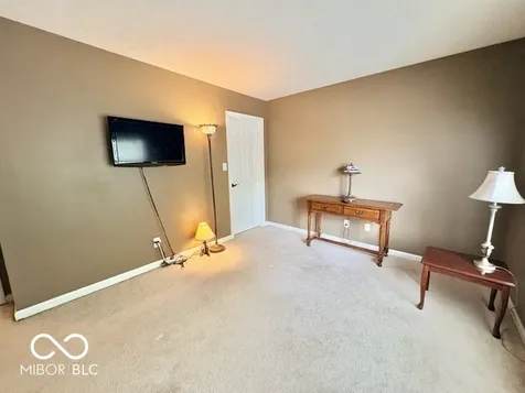 1240 Legacy Lane Indianapolis IN 46234