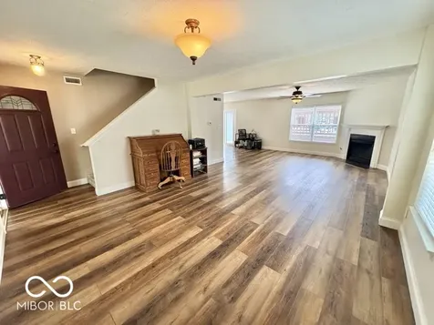 1240 Legacy Lane Indianapolis IN 46234