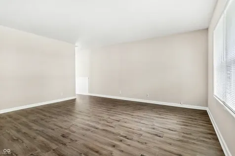 8128 Barry Road Indianapolis IN 46219