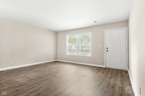 8128 Barry Road Indianapolis IN 46219