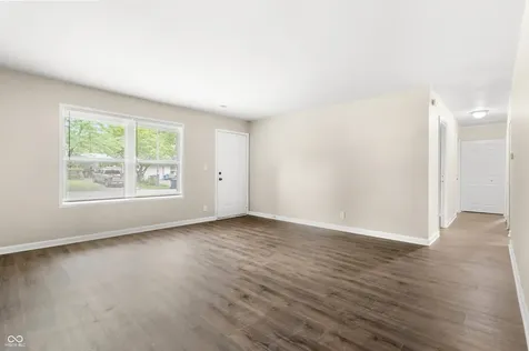 8128 Barry Road Indianapolis IN 46219
